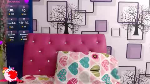 VANESA online show from September 2025 12:26:01 PM