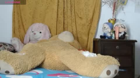 vanesa_giraldo online show from March 2025 12:07:02 AM