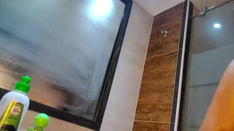 vanessa and samantha online show from February 2026 07:54:01 PM