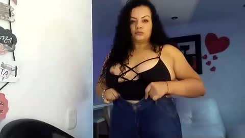 vanessa and samantha online show from April 2026 09:39:33 PM