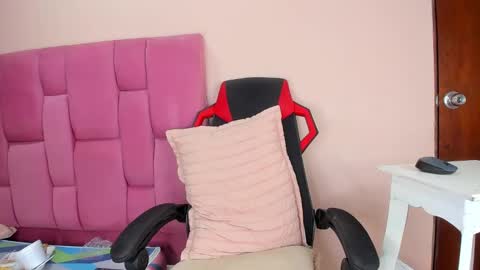 vaness_dior online show from January 2025 09:54:01 PM