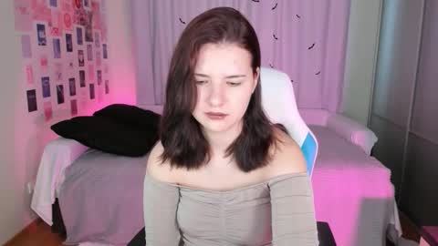 Vanessa online show from October 2025 05:52:01 AM