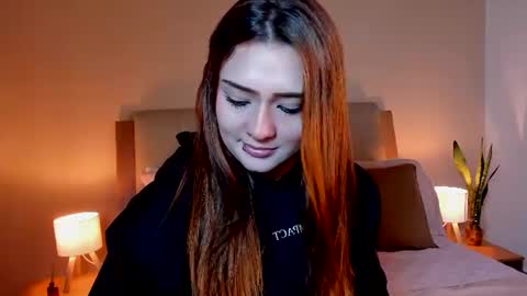 Snapshot of vanessa_foxyy chatting on June 2026 07:50:01 PM vanessa_foxyy online show from June 2026 07:50:01 PM