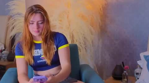 Snapshot of vanessa_foxyy chatting on June 2026 08:29:02 PM vanessa_foxyy online show from June 2026 08:29:02 PM