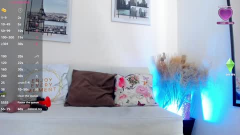 Snapshot of vanessa_gonzaless chatting on December 2024 12:23:01 PM Vanessa online show from December 2024 12:23:01 PM