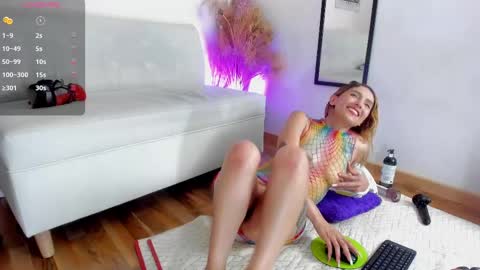 Snapshot of vanessa_gonzaless chatting on February 2025 07:48:02 AM Vanessa online show from February 2025 07:48:02 AM