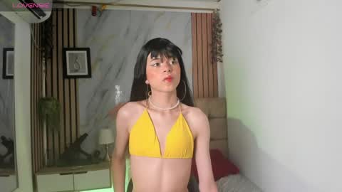 Snapshot of vanessa_jenner chatting on June 2026 08:55:01 PM vanessa_jenner online show from June 2026 08:55:01 PM