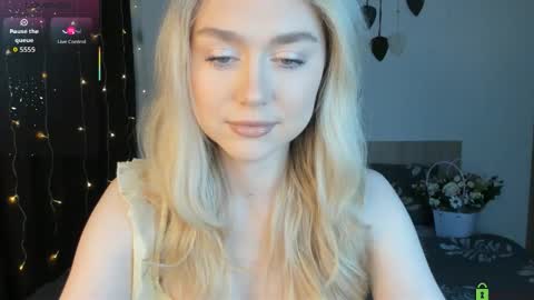 Vanessa Maes online show from February 2026 12:28:01 AM