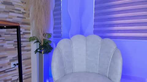 Snapshot of vanessa_novvoa chatting on February 2025 09:06:01 PM Vanessa Novvoa online show from February 2025 09:06:01 PM