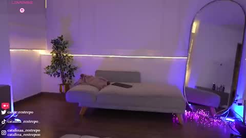 vanessa sexxy online show from January 2026 12:56:01 AM