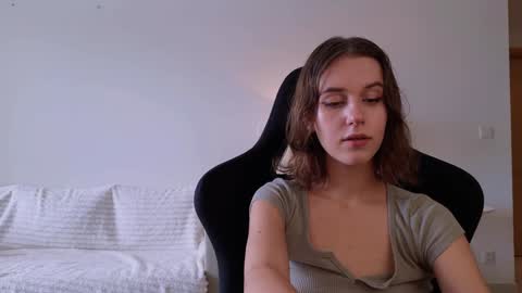 vanessa online show from December 2024 05:01:01 AM