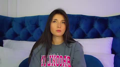 Vanessa online show from June 2026 06:12:01 AM