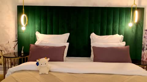 Vanessa online show from March 2026 03:27:01 PM