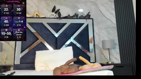 Vanessa Hard online show from December 2025 07:40:02 PM