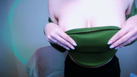 Vanessa online show from December 2024 05:34:01 AM