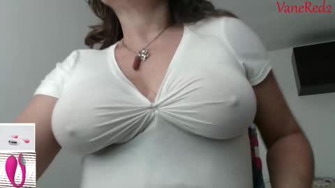 Vanesared2 online show from April 2026 11:27:01 AM