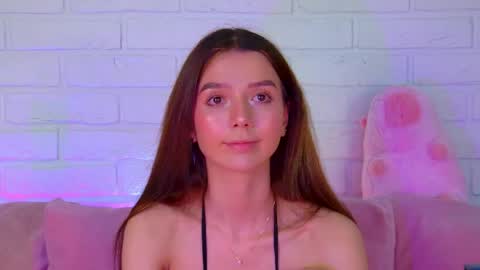 VanessaVienne online show from April 2026 04:41:01 PM