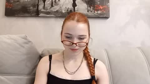 Snapshot of vaniaafzal chatting on May 2026 04:14:02 PM Vania online show from May 2026 04:14:02 PM