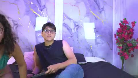 vanilla_hot_ online show from October 2025 01:45:02 PM