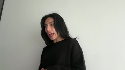 Snapshot of vanilla_velvet chatting on April 2026 02:46:02 PM Annabet online show from April 2026 02:46:02 PM
