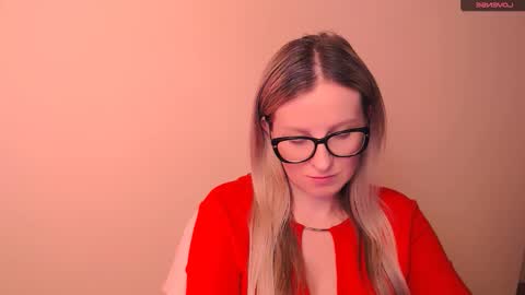 Mia online show from February 2026 05:15:01 AM