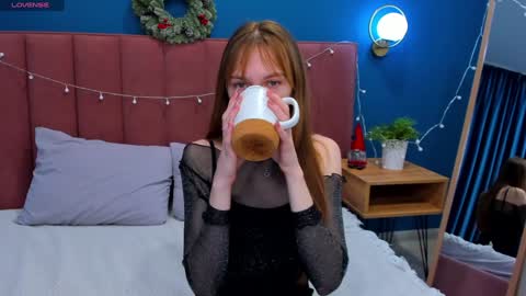 Snapshot of vanillakelly chatting on December 2024 04:01:02 AM Sofia online show from December 2024 04:01:02 AM