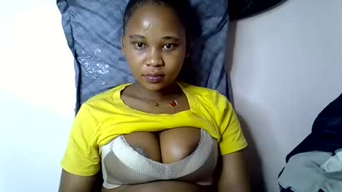 vanillavenus online show from October 2025 10:45:01 PM