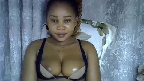 Snapshot of vanillavenus chatting on March 2026 10:45:01 PM vanillavenus online show from March 2026 10:45:01 PM