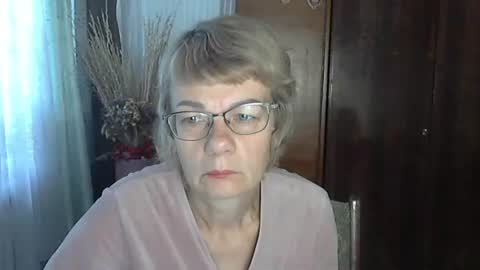 Vanillaxcreamy online show from November 2025 09:42:02 AM