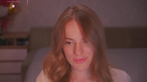 Sophie online show from December 2025 07:40:02 PM