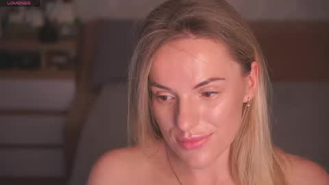 Sophie online show from June 2026 09:38:01 PM