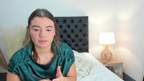 Vannesa online show from April 2026 10:54:02 PM