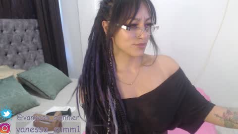 Snapshot of vannesa_summer chatting on January 2025 07:21:01 PM Vannesa Summer online show from January 2025 07:21:01 PM