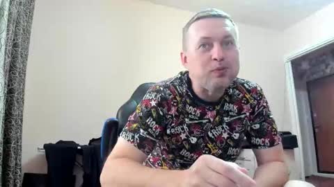vano_822 online show from September 2025 12:38:02 PM