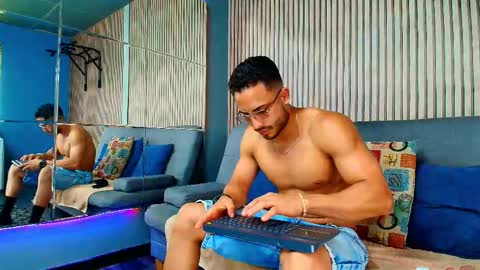 Vans Ross online show from February 2026 07:26:02 PM