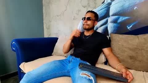 Vans Ross online show from March 2026 07:48:01 PM