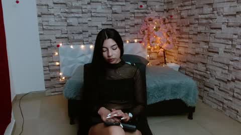 Snapshot of vanse_lust chatting on January 2025 01:38:02 AM Karuna online show from January 2025 01:38:02 AM