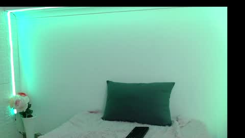 Snapshot of vanse_lust chatting on January 2025 04:30:02 AM Karuna online show from January 2025 04:30:02 AM