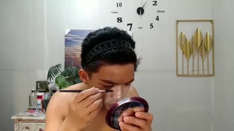 Snapshot of vanxxx2005 chatting on January 2025 12:57:02 PM vanxxx2005 online show from January 2025 12:57:02 PM