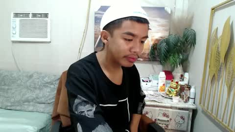 Snapshot of vanxxx2005 chatting on March 2025 12:22:01 PM vanxxx2005 online show from March 2025 12:22:01 PM