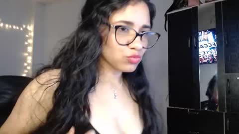 vanyxxxx online show from November 2025 04:04:01 AM