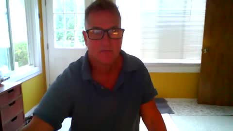 Snapshot of varaggo chatting on June 2026 12:05:02 PM varaggo online show from June 2026 12:05:02 PM