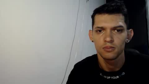 Snapshot of varonelite chatting on March 2026 03:27:01 PM Andres online show from March 2026 03:27:01 PM