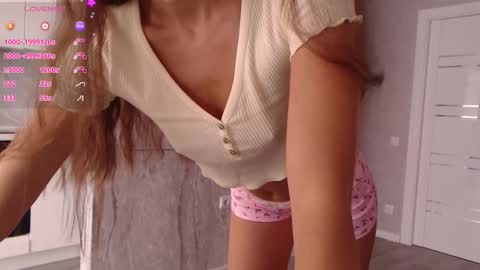 Snapshot of varonica_caprii chatting on September 2025 07:10:02 AM Varonica Caprii Online this week Monday Tuesday Thursday Friday online show from September 2025 07:10:02 AM