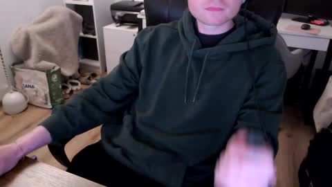 Snapshot of vaslo08 chatting on April 2026 04:59:02 PM Vaslo online show from April 2026 04:59:02 PM