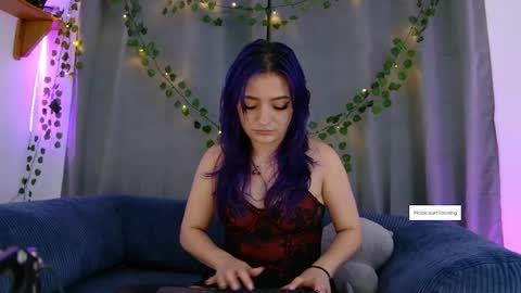 Vayolett online show from December 2025 01:33:02 AM