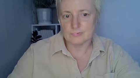 vea_motty online show from June 2026 06:25:02 PM