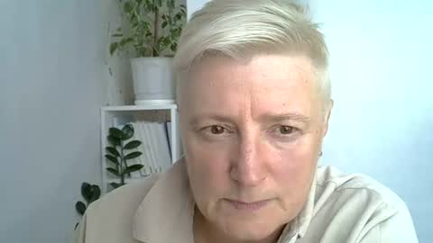 vea_motty online show from July 2026 10:46:02 AM