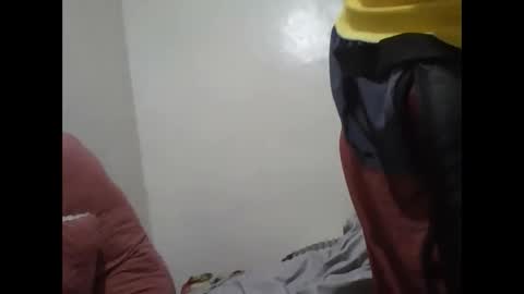 Snapshot of vee_tommy chatting on May 2026 04:08:02 AM Vee tommy online show from May 2026 04:08:02 AM