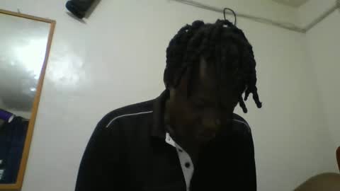 Snapshot of vee_tommy chatting on June 2026 03:11:01 AM Vee tommy online show from June 2026 03:11:01 AM